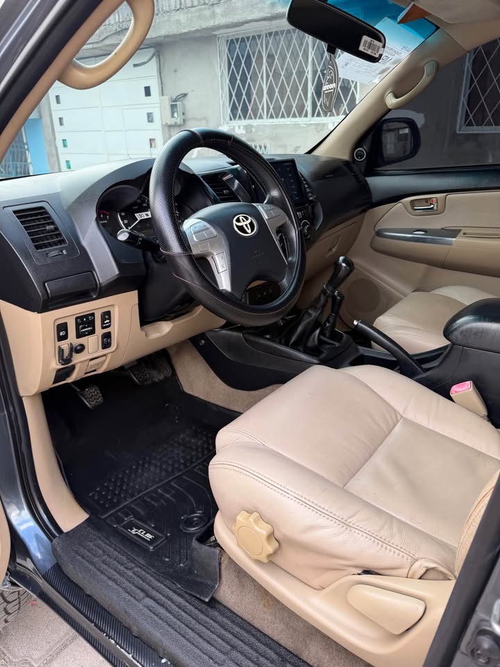 TOYOTA FORTUNER 4x4 del 2014 - Image 4